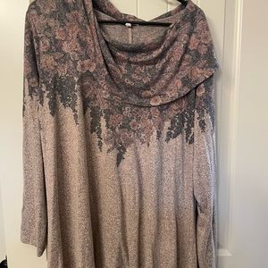 Maurices top